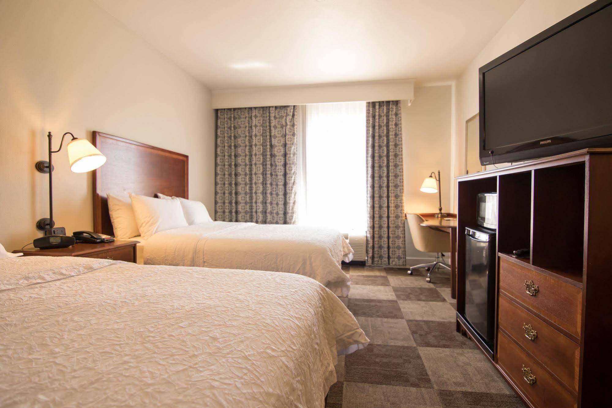 Hampton Inn & Suites Baton Rouge - I-10 East Exteriör bild